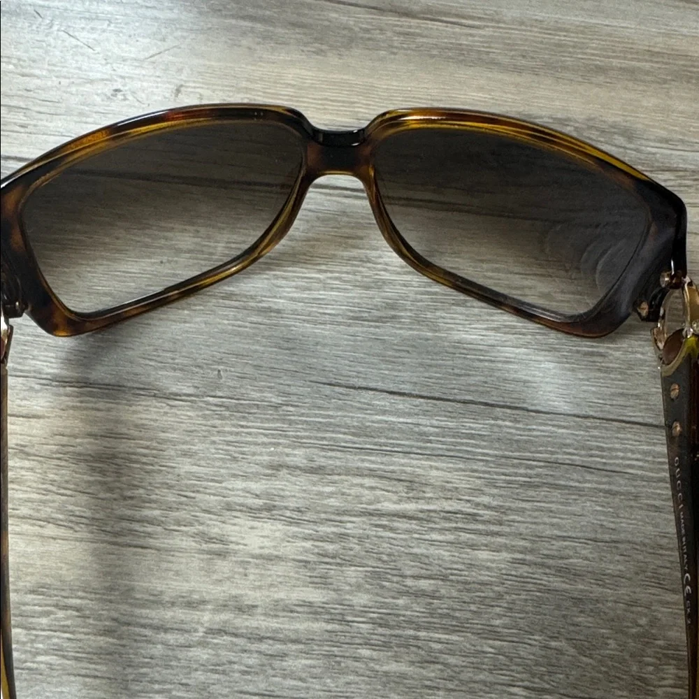 Gucci Oversized Tortoise Brown Gradient Butterfly Sunglasses GG Logo